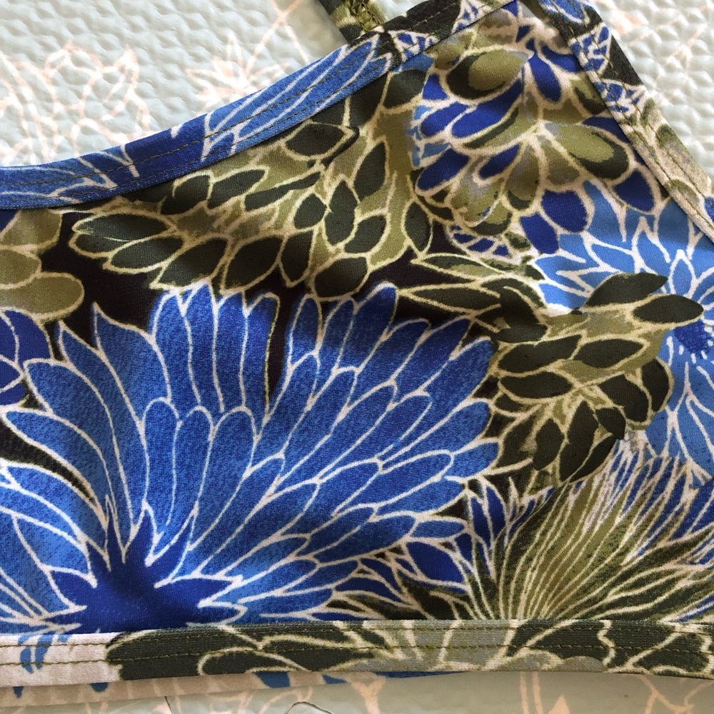 Jolyn Adrian Floral Print Bikini Top - Size L - Picture 4 of 5